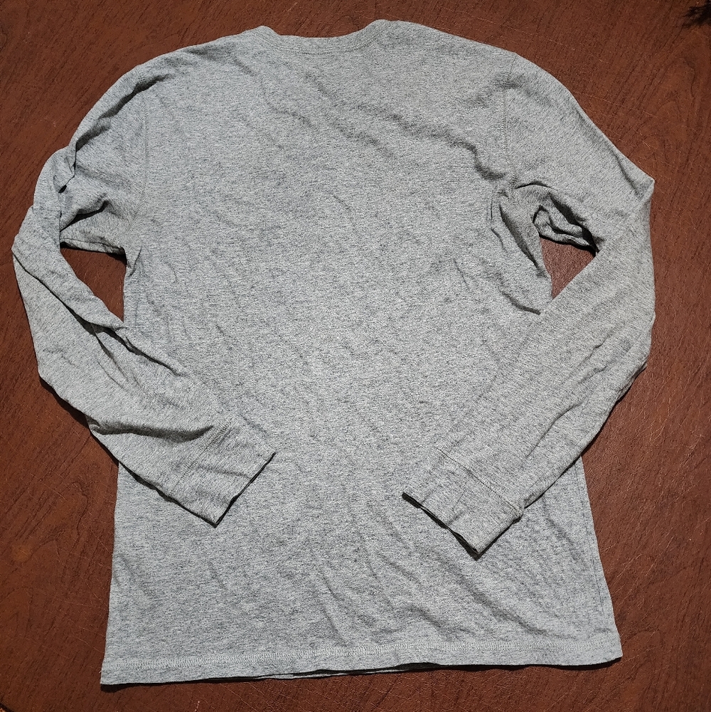 Express Gray Graphic Tee - Picture 8 of 8